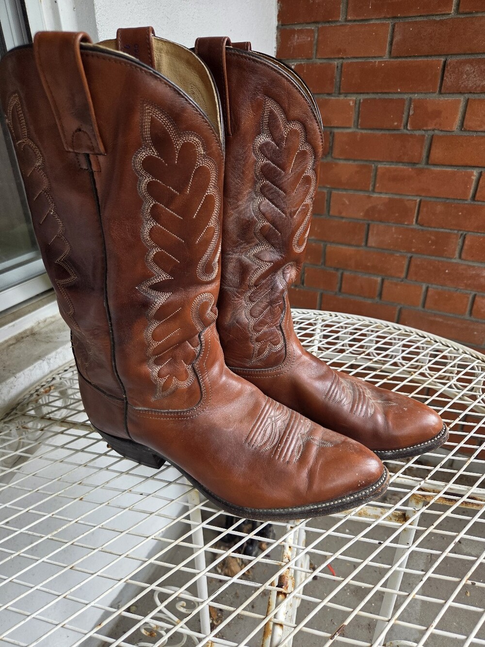 Vintage Canada West Brahma Men's Leather Cowboy Boots Brown Size 10 E Made in Ca